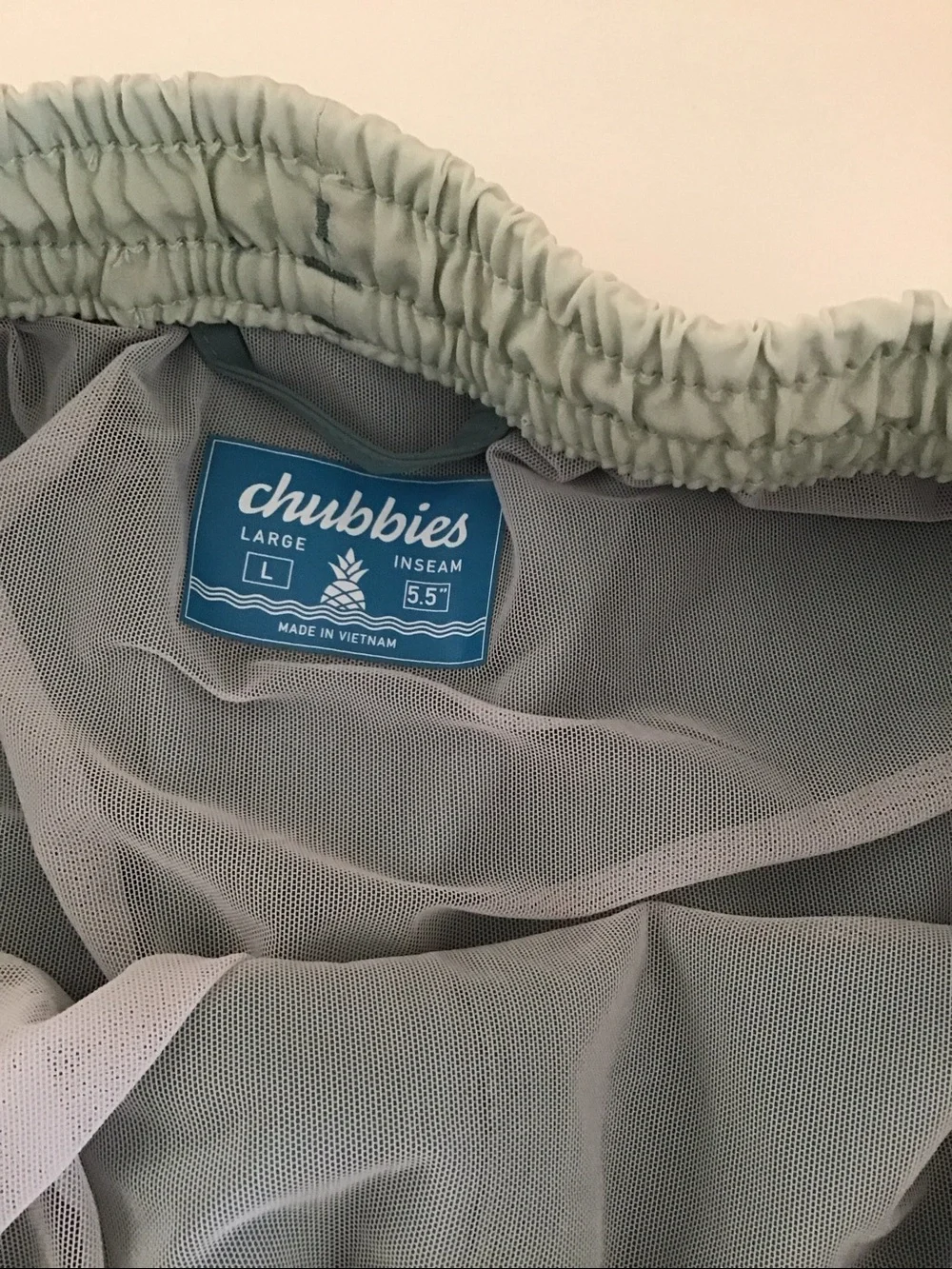 Chubbies men's swim trunks large